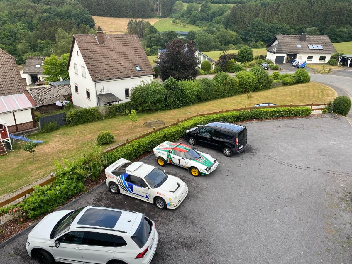 Hotel Garni Zum Adenauer Forst Wimbach Kültér fotó