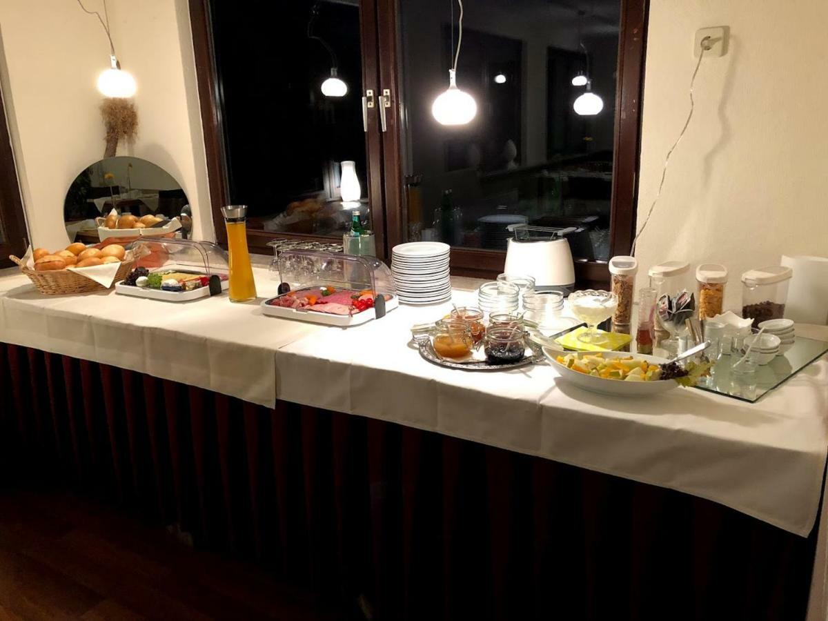 Hotel Garni Zum Adenauer Forst Wimbach Kültér fotó